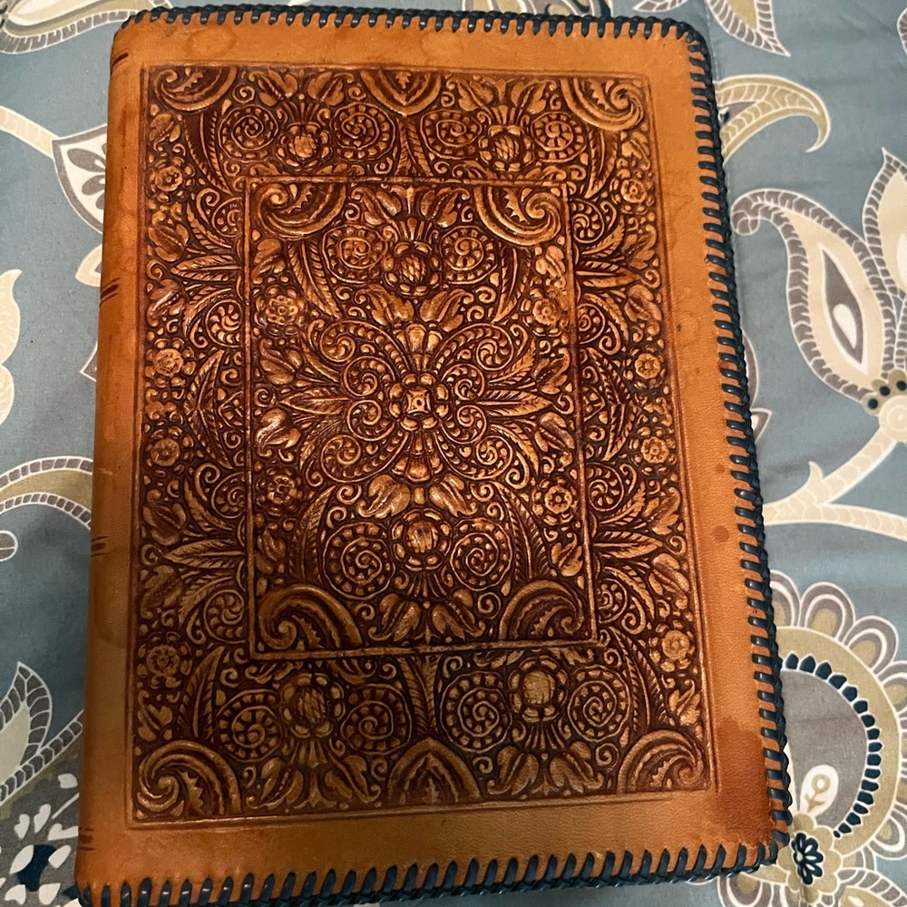 Embossed Leather box New